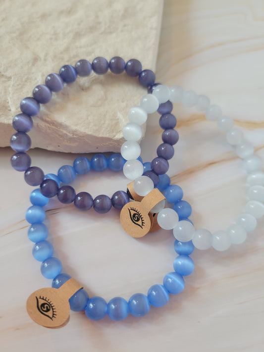 Armband mit natürlichem Cat's Eye Stein – weiß mit grau Schimmer