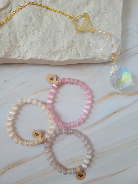 Armband mit natürlichem Cat's Eye Stein – weiß / rosé schimmer