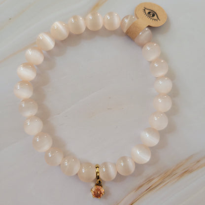 Armband mit natürlichem Cat's Eye Stein – weiß / rosé schimmer mit Diamant Charm