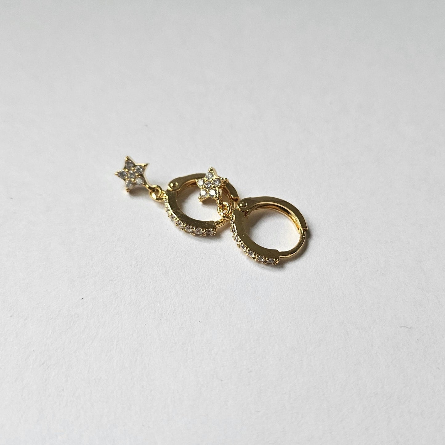 Ohrringe "Supernova Sprinkle" vergoldet 20mm Hoops