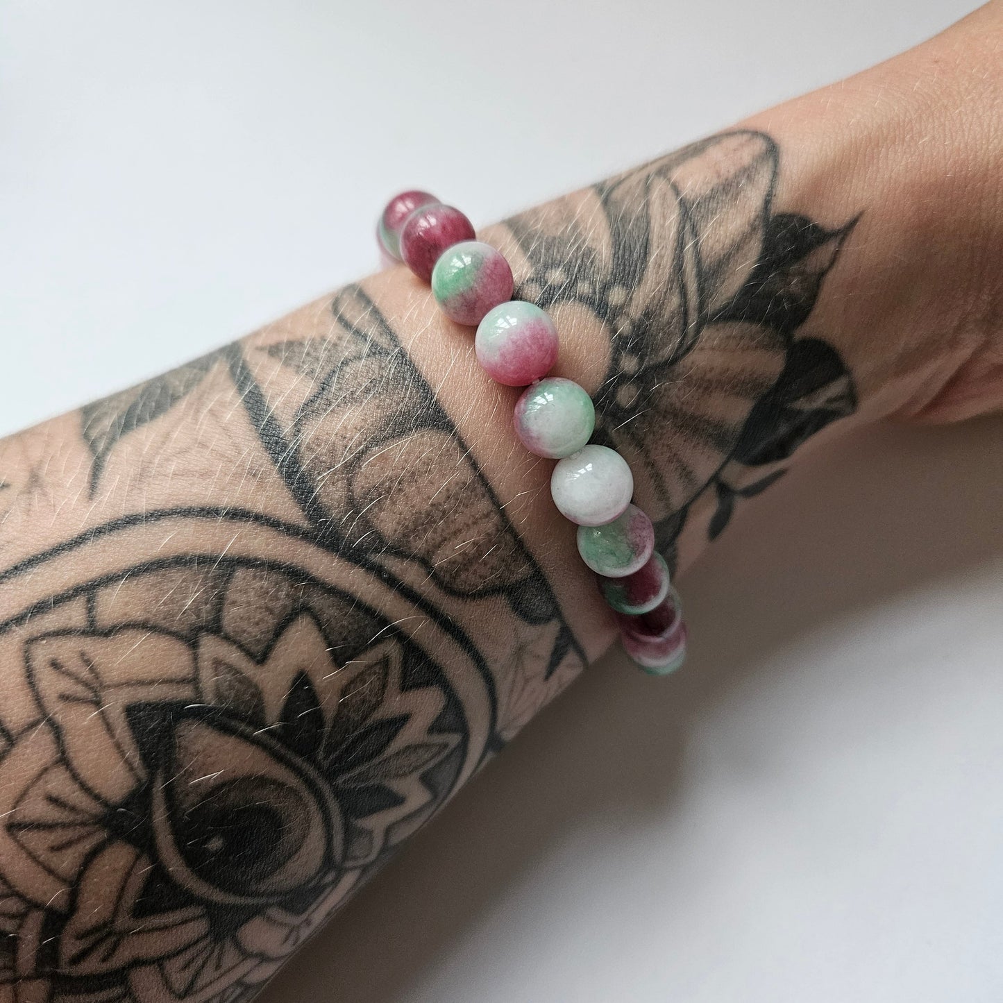 Armband Natural Flow – Achat & Jade in Pink, Grün & Weiß