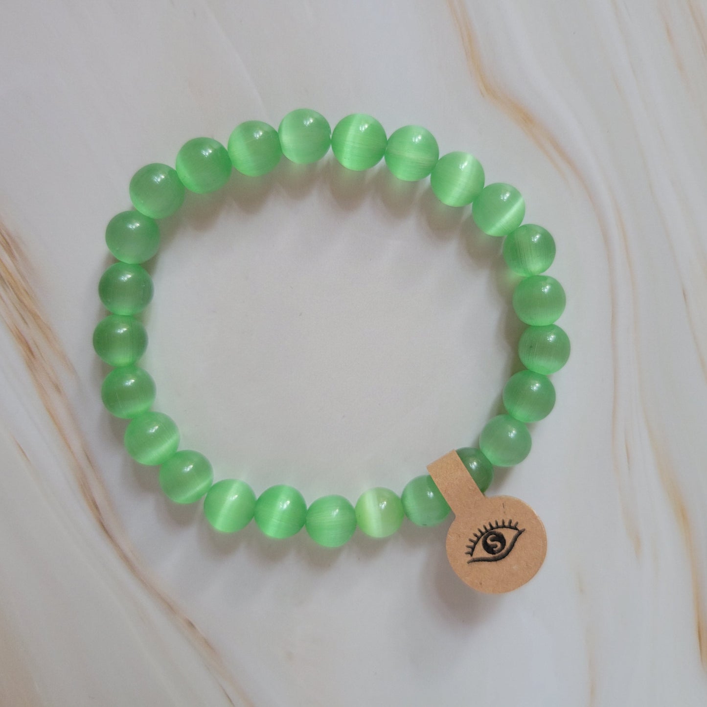 Armband mit natürlichem Cat's Eye Stein – grün